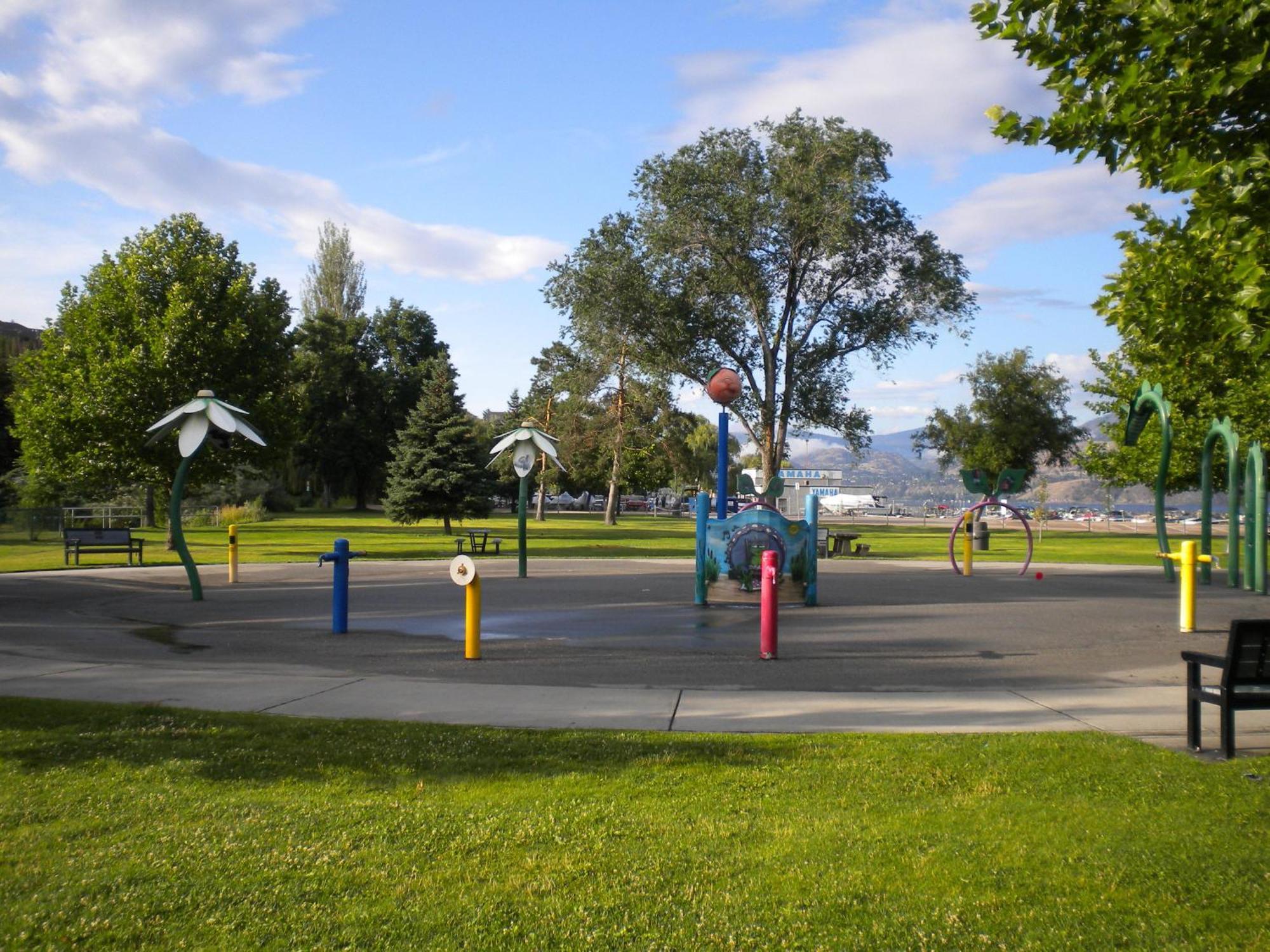Holiday House Motel Penticton Eksteriør bilde