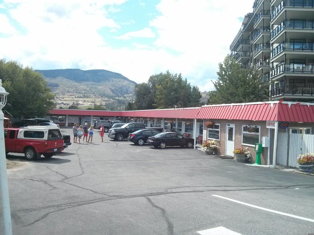 Holiday House Motel Penticton Eksteriør bilde
